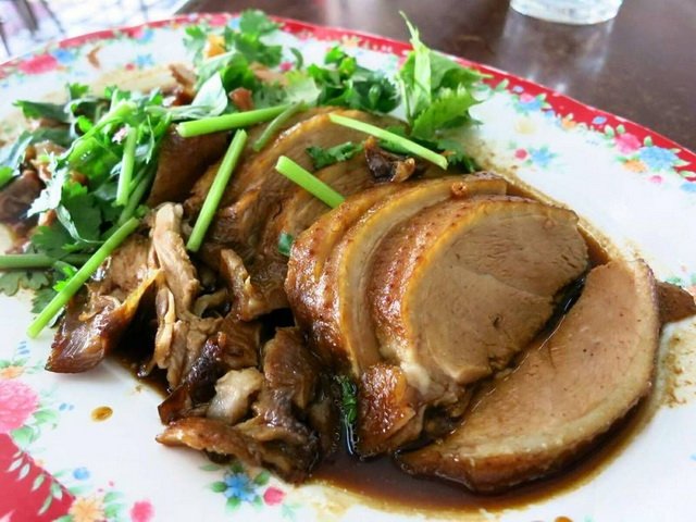 ร้านอาหาร ส.โภชนา ตลาดคลองสิบหก