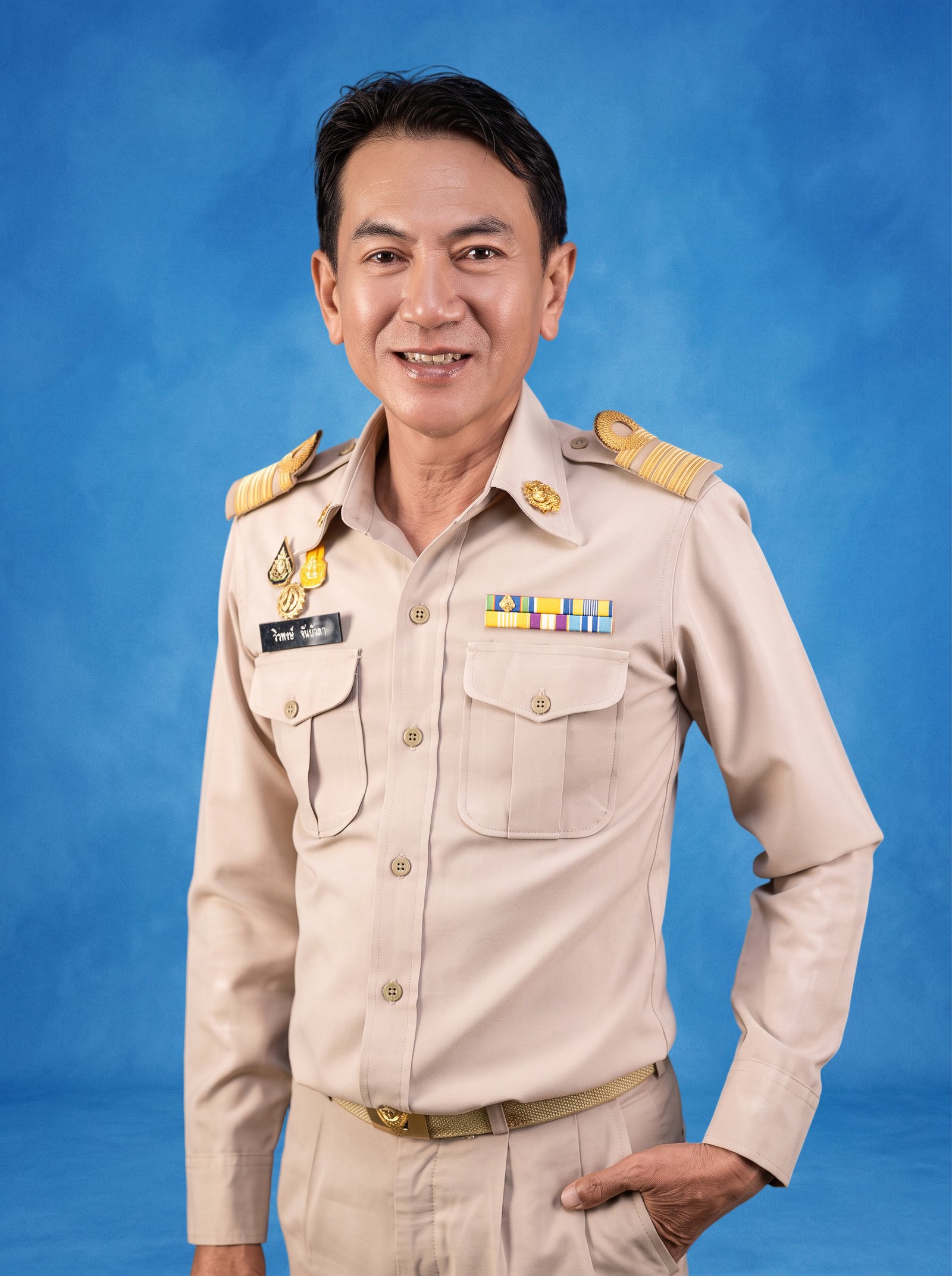 นายวิรพงษ์ จันบัวลา