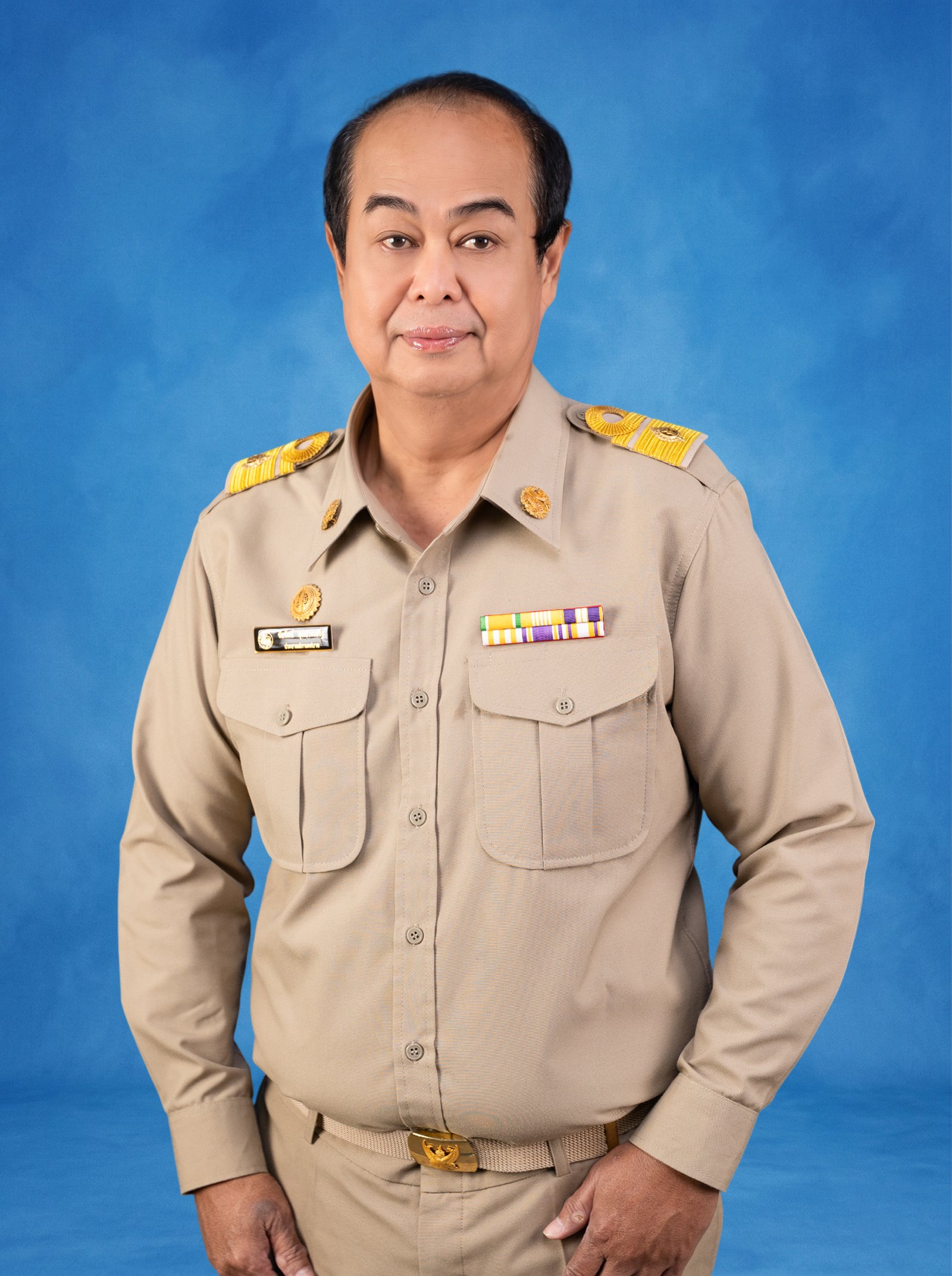 นายชัยรัตน์ สุดประเสริฐ